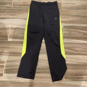 Tek gear sweatpants were too small